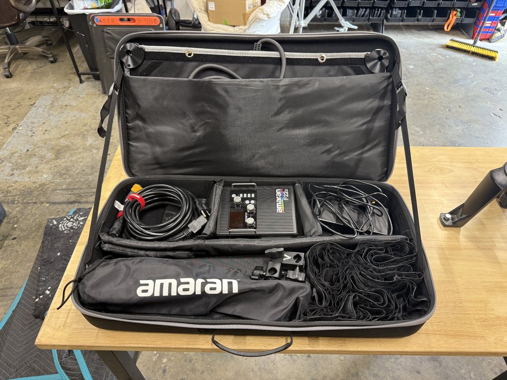 Amaran F22c rental case contents