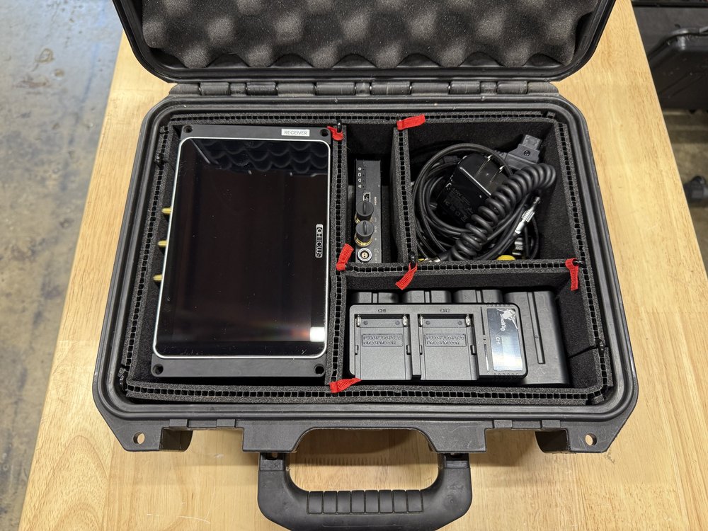 Directors Monitor rental case contents
