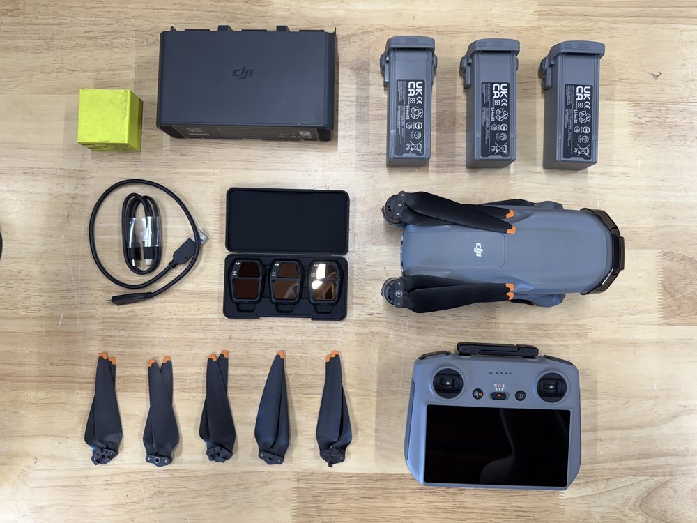 DJI Air 3S rental case contents