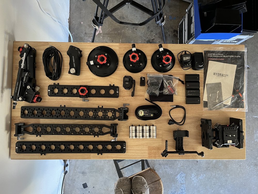 Hydra Alien rental case contents