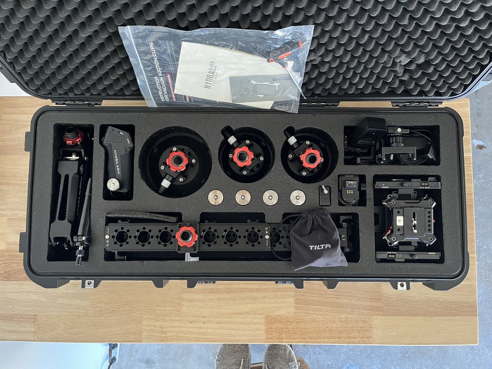 Hydra Alien rental case contents