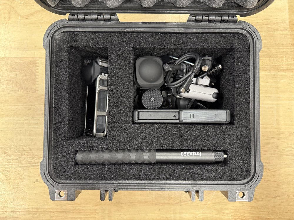 Insta360 X5 rental case contents