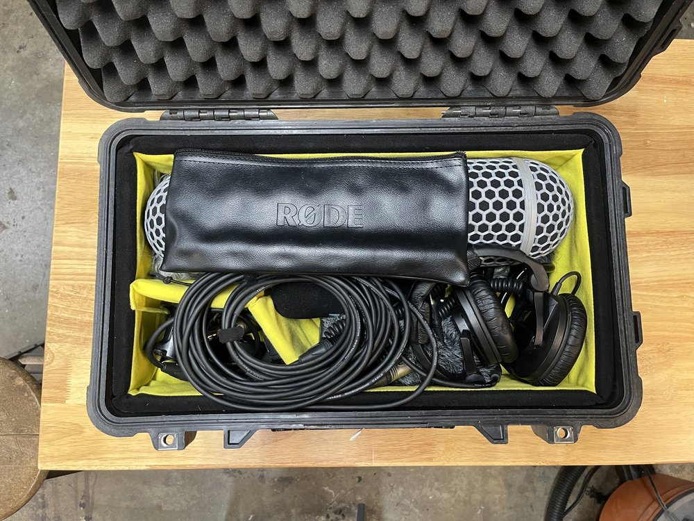 Rode NTG4+ rental case contents