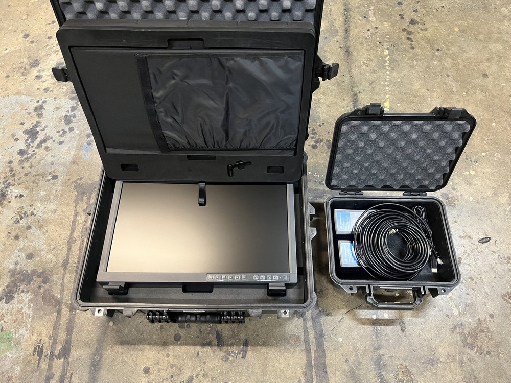 Osee 21.5" rental case contents