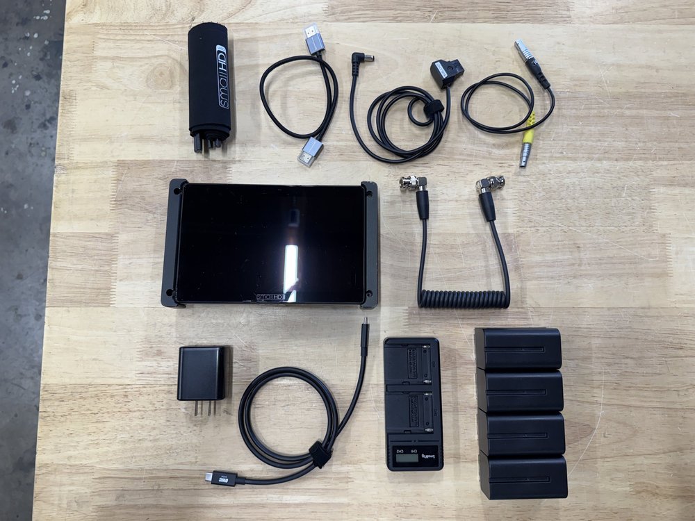 SmallHD Indie 7 rental case contents 1 of 1