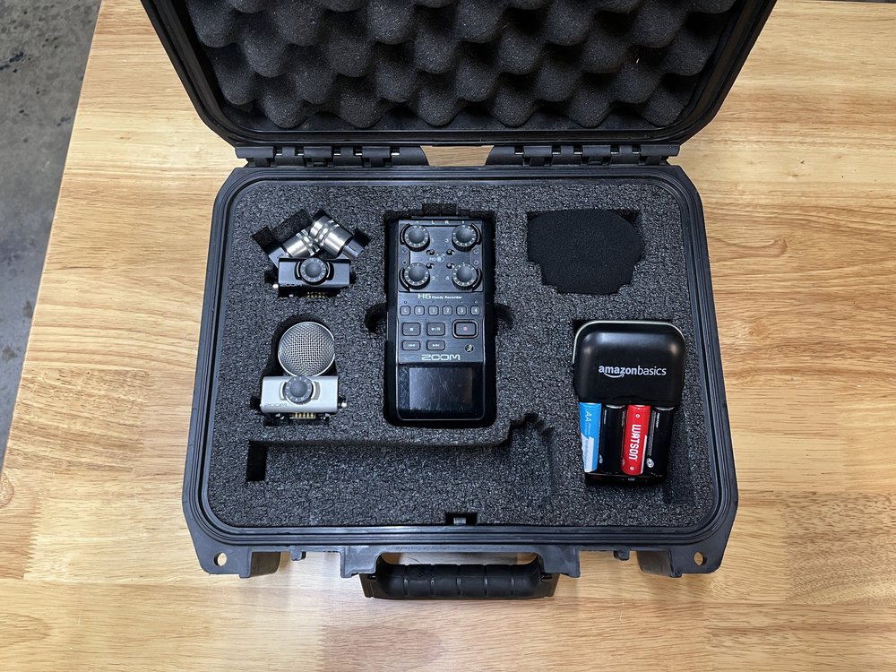 Zoom H6 rental case contents